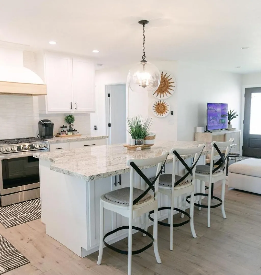 סקוטסדייל Homegoods Hoarder Haven 4Br 3Min To Stadium &Golf בית נופש